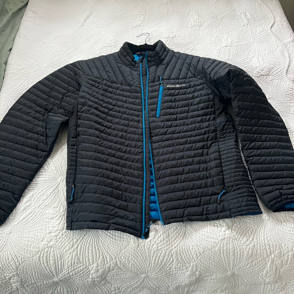 Never worn Eddie bauer jacket men’s large